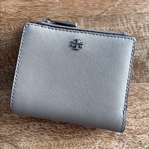 Tory Burch Robinson Wallet